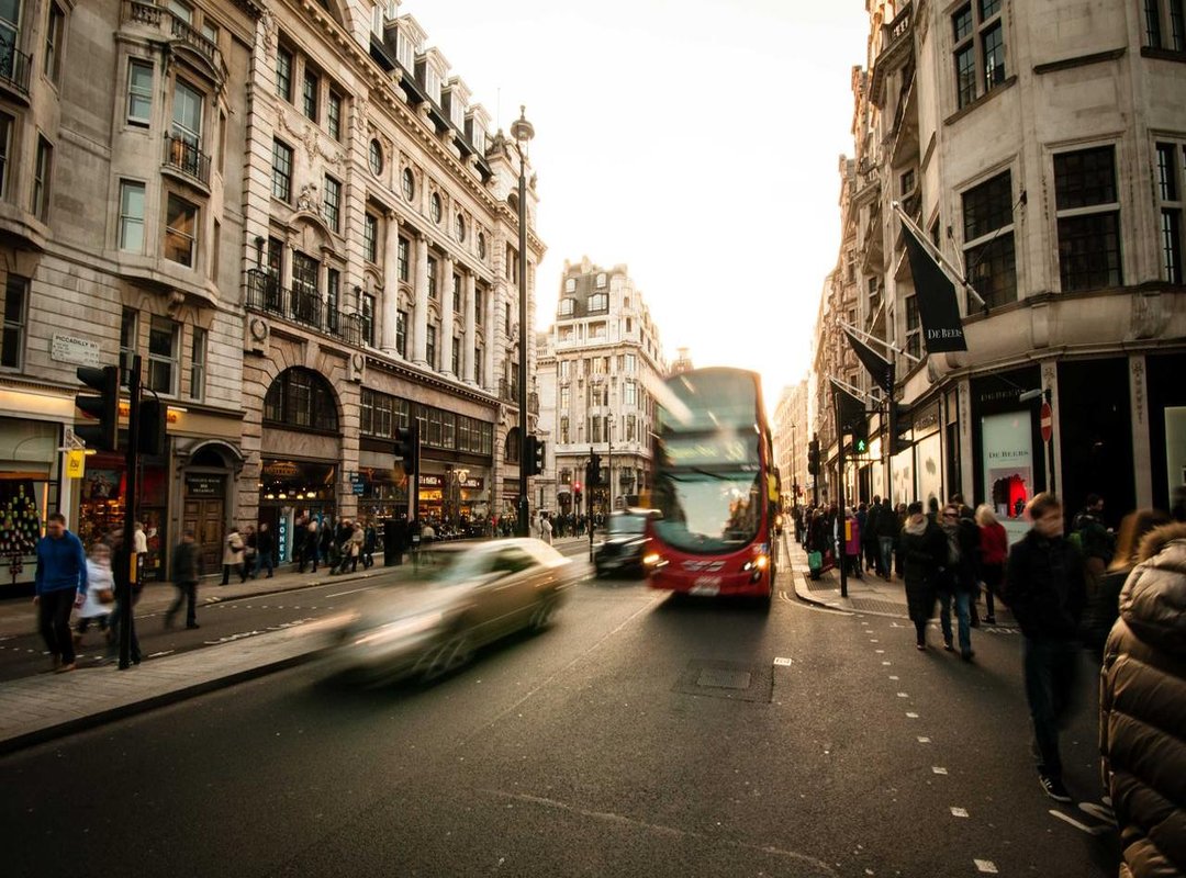 Warning: Avoid These Common Currency Exchange Traps